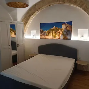 suite-vecchia-dante.barihotels.org/