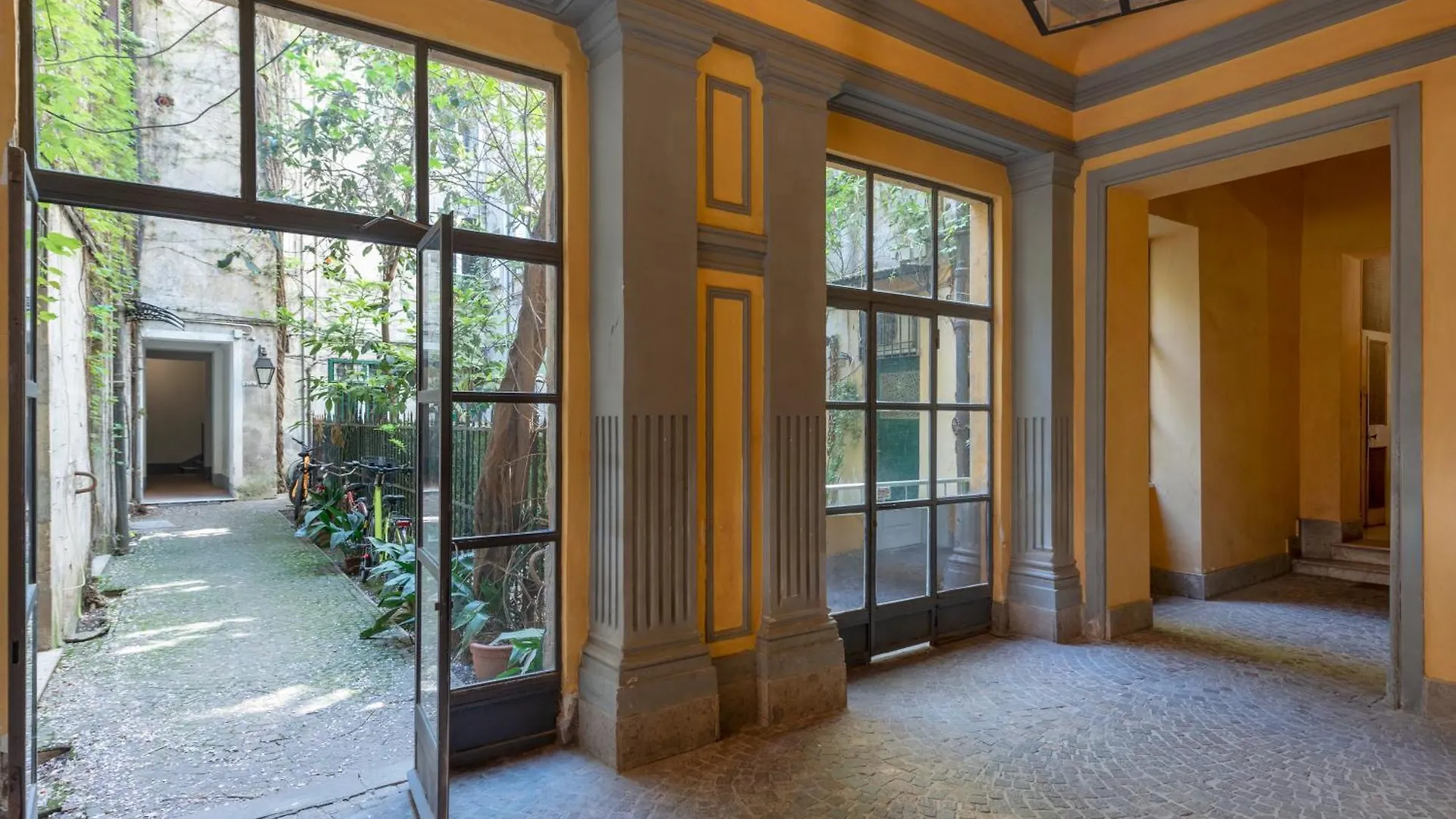 Riari House - Residenze Romanae Holiday home Rome